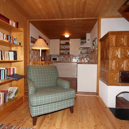 Neunhoeffer Chalet *